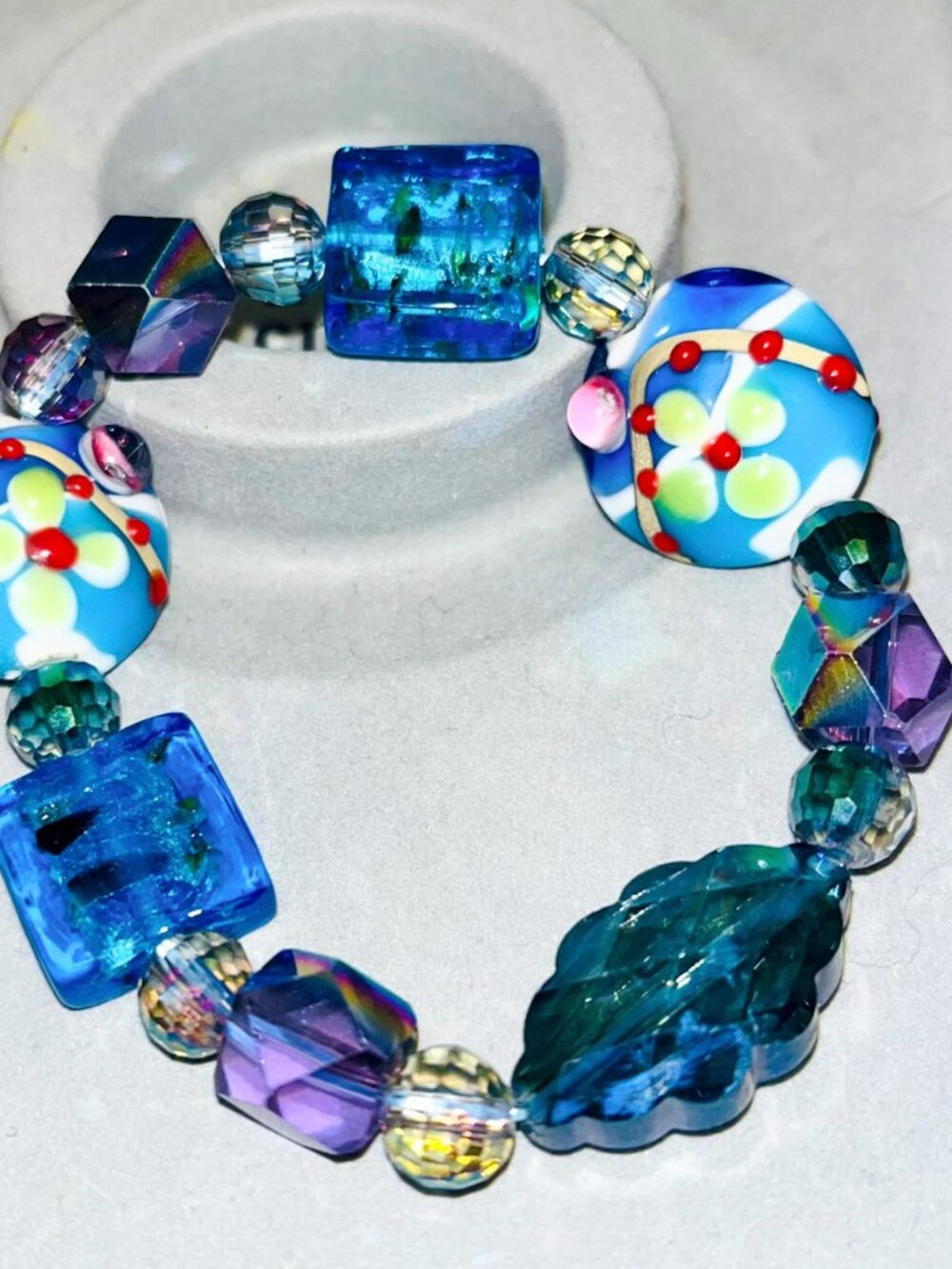 Artisan Lampwork Style Glass Bead Bracelet – Blue Purple Floral Statement